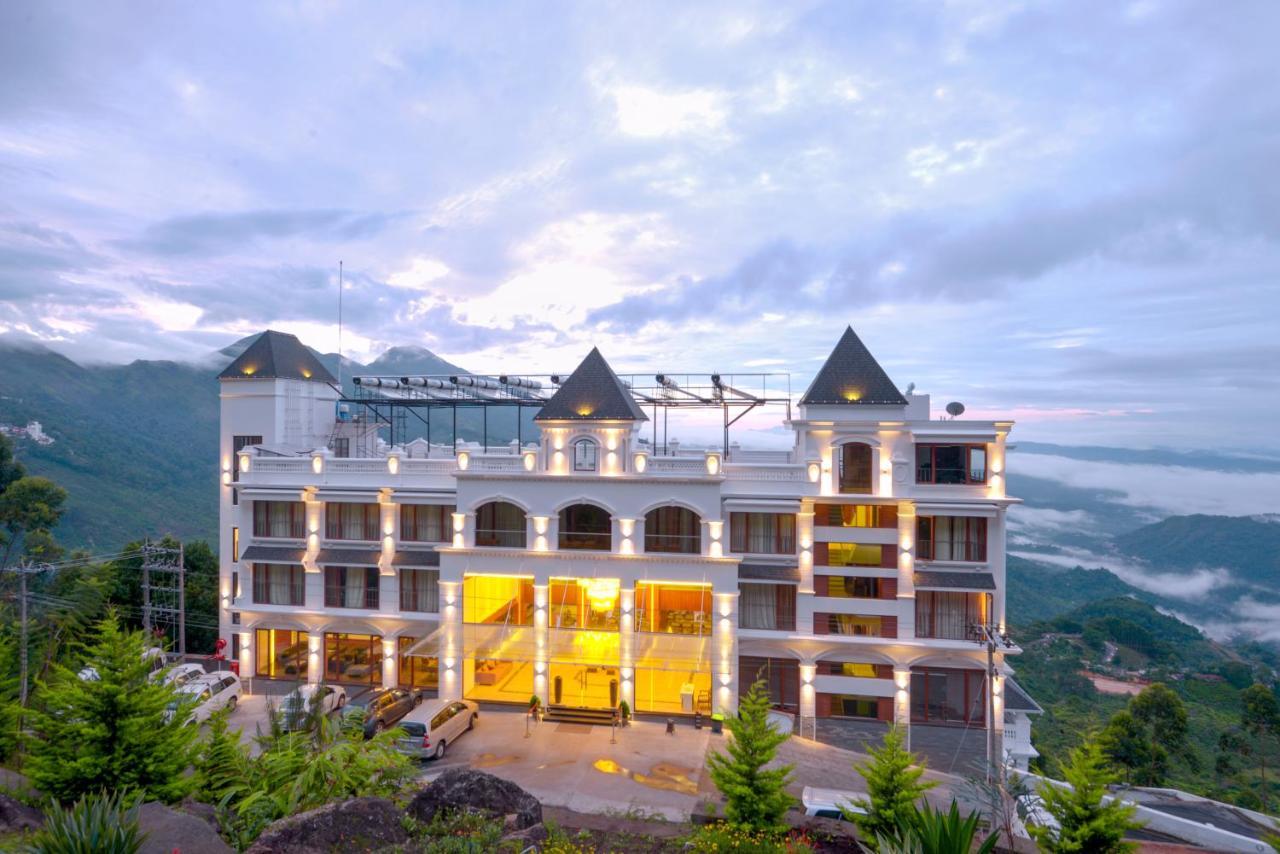 Amber Dale Luxury Hotel & Spa, 蒙纳 外观 照片
