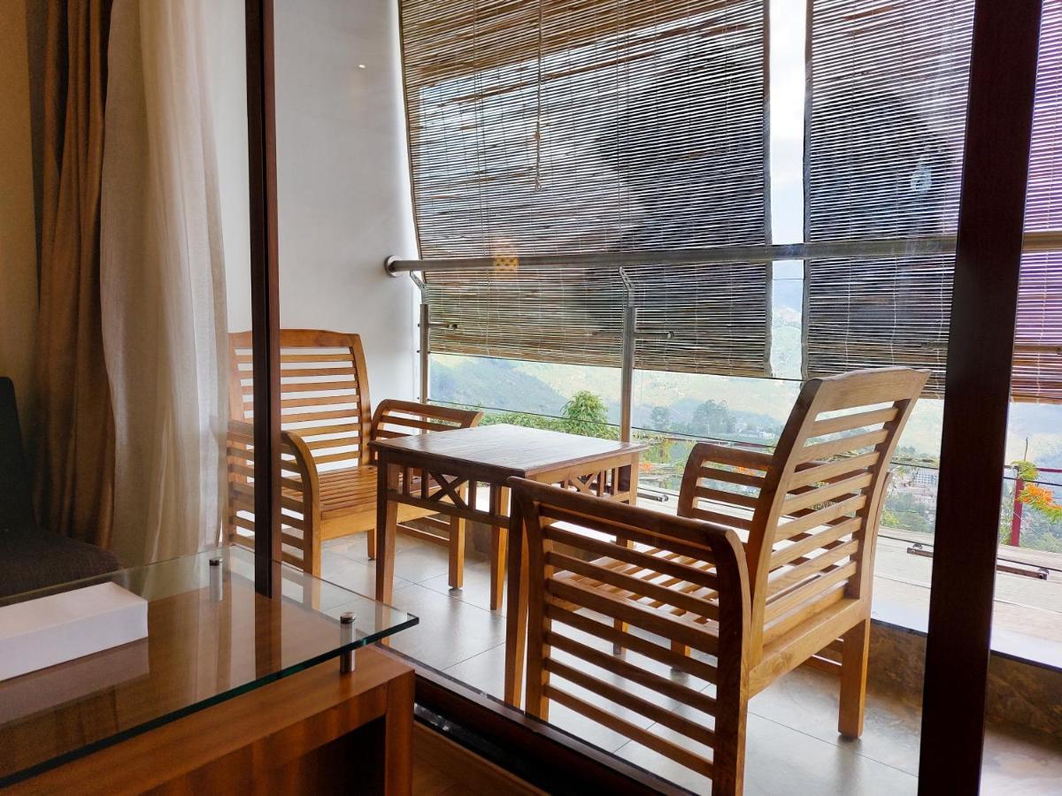 Amber Dale Luxury Hotel & Spa, 蒙纳 外观 照片