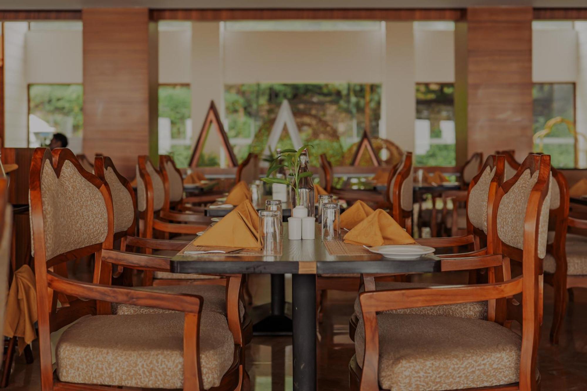 Amber Dale Luxury Hotel & Spa, 蒙纳 外观 照片