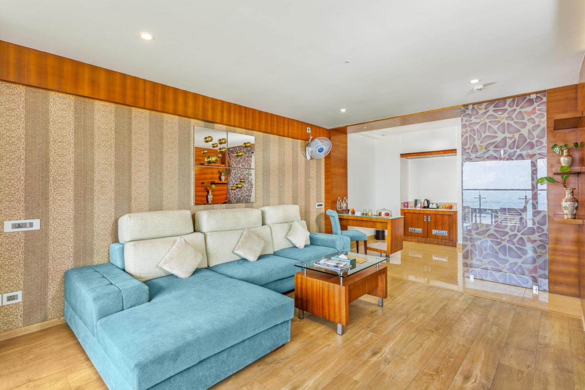 Amber Dale Luxury Hotel & Spa, 蒙纳 外观 照片