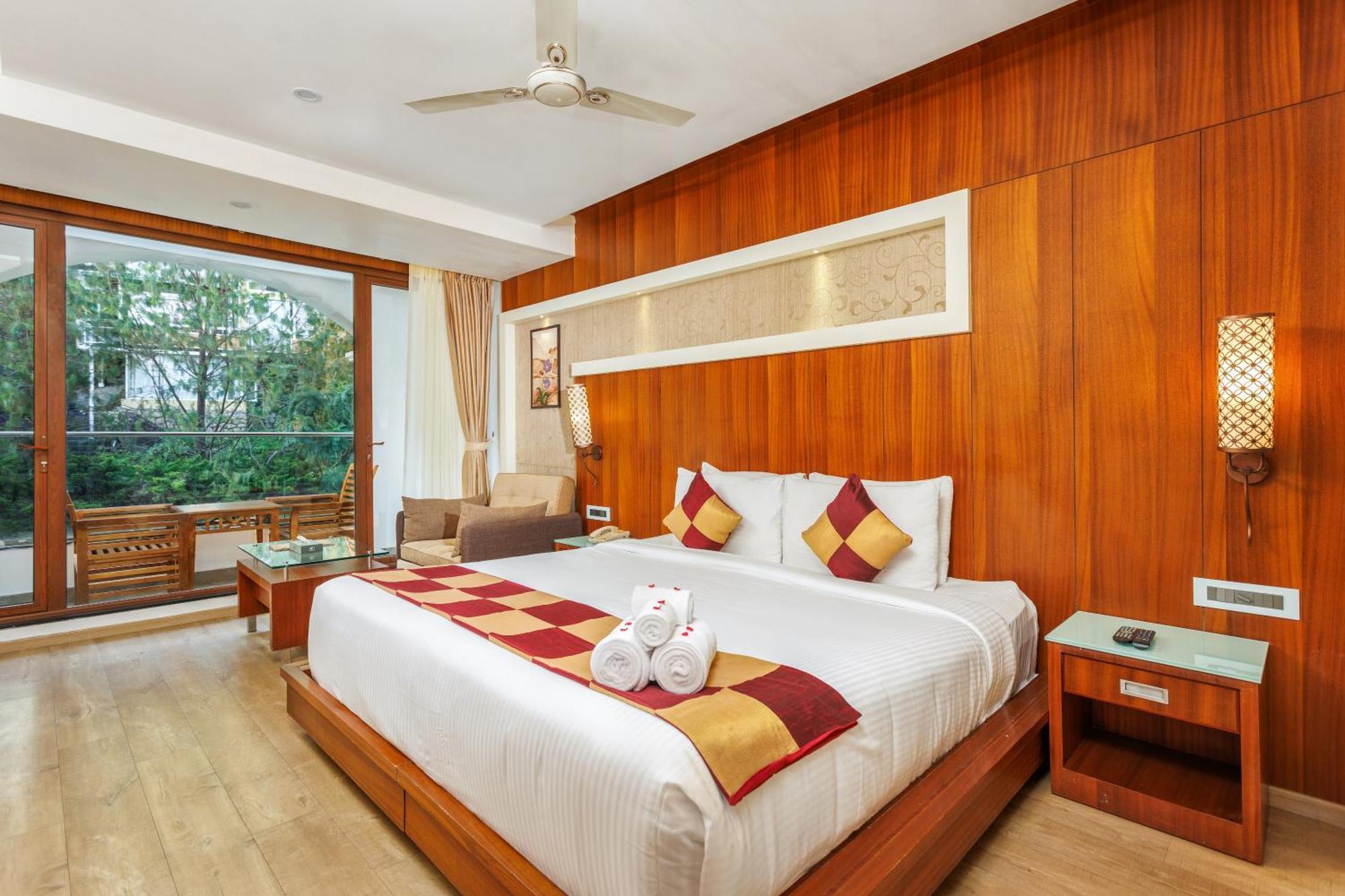 Amber Dale Luxury Hotel & Spa, 蒙纳 外观 照片