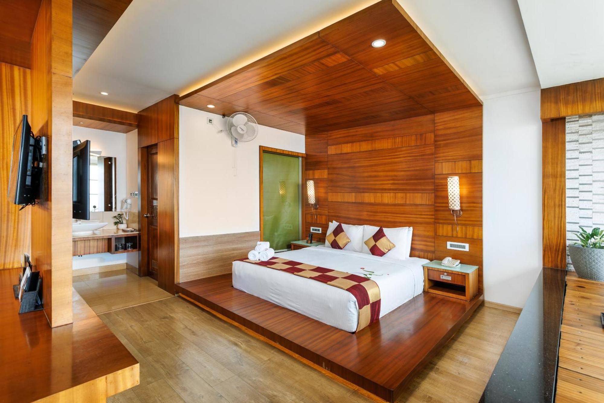 Amber Dale Luxury Hotel & Spa, 蒙纳 外观 照片