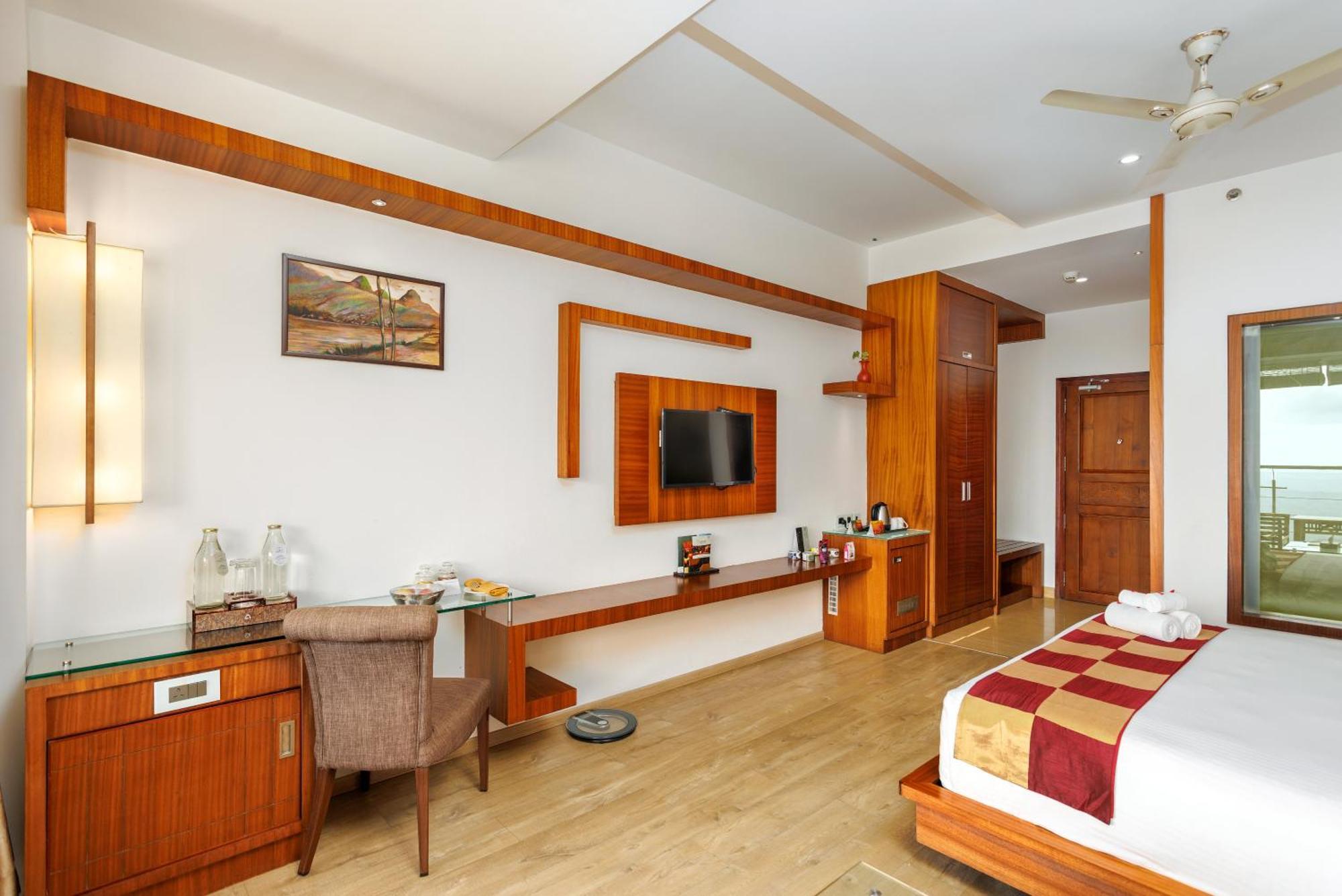 Amber Dale Luxury Hotel & Spa, 蒙纳 外观 照片